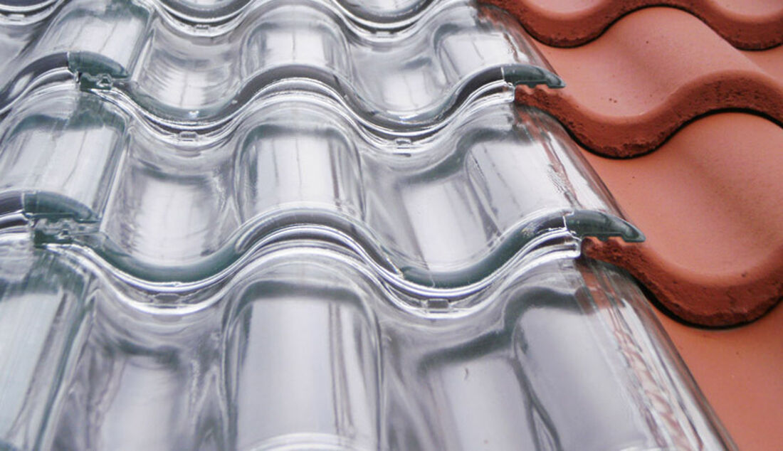 découvrez les tuiles solaires, une solution innovante et esthétique pour produire de l'énergie renouvelable tout en intégrant harmonieusement votre toit. alliez performance énergétique et design grâce à cette technologie durable, idéale pour réduire votre empreinte carbone.