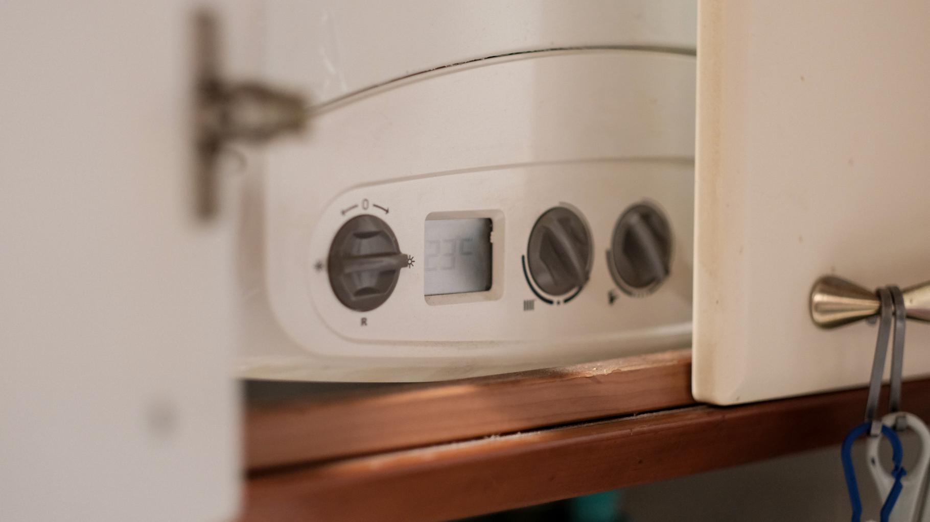 découvrez tout ce qu'il faut savoir sur la tva réduite à 10% pour les chaudières à gaz en 2025. informez-vous sur les conditions d'éligibilité, les démarches à suivre et les avantages fiscaux liés à cette mesure pour améliorer le confort de votre logement.