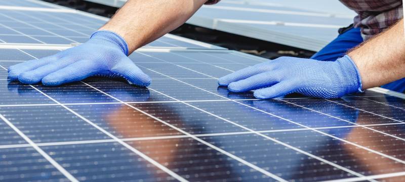 découvrez comment choisir un installateur photovoltaïque de confiance pour garantir une installation efficace et durable de votre système solaire. conseils pratiques pour évaluer les compétences et les références des professionnels.