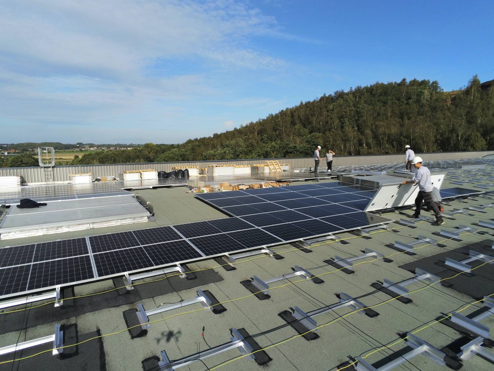 découvrez comment la transition énergétique à travers l'énergie photovoltaïque transforme les hauts-de-france. explorez les initiatives locales, les avantages écologiques et économiques, et comment vous pouvez contribuer à un avenir durable grâce à l'innovation solaire.