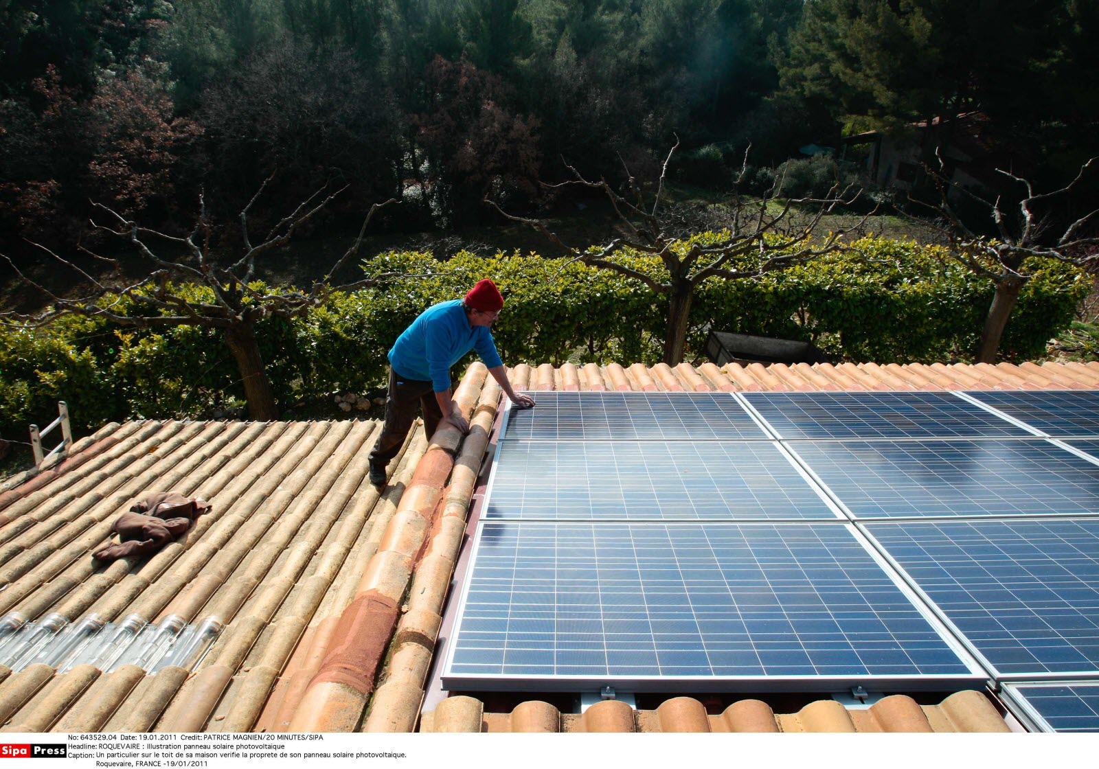 découvrez comment installer des panneaux photovoltaïques en saône-et-loire pour optimiser votre consommation d'énergie et bénéficier des aides disponibles. profitez d'une transition énergétique durable tout en réduisant votre impact environnemental.