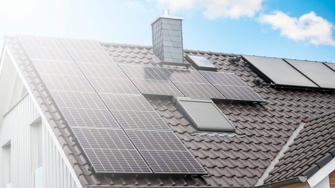 découvrez comment les panneaux solaires économiques peuvent réduire vos factures d'énergie tout en préservant l'environnement. investissez dans une solution durable et rentable pour votre maison.