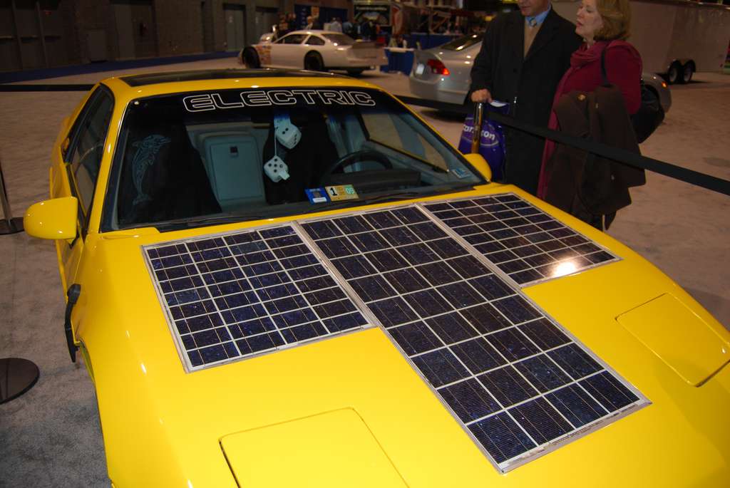 découvrez comment les panneaux photovoltaïques peuvent optimiser l'autonomie de votre voiture électrique tout en réduisant votre empreinte carbone. transformez l'énergie solaire en électricité pour alimenter votre véhicule et contribuez à un avenir plus durable.