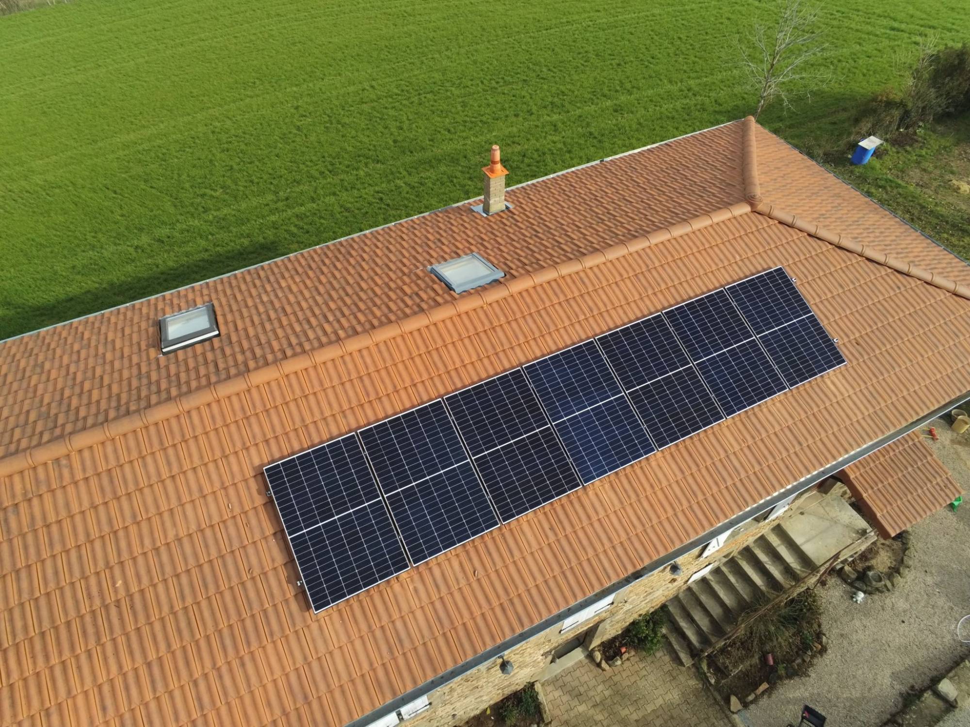 découvrez nos solutions de panneaux photovoltaïques dans les alpes, alliant performance et durabilité. optimisez votre consommation énergétique tout en préservant l'environnement grâce à nos installations adaptées à votre besoin.