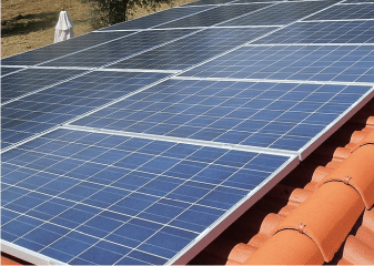 découvrez comment choisir le bon installateur photovoltaïque pour votre projet : conseils, critères de sélection, et importance de l’expertise pour maximiser votre investissement dans l’énergie solaire.