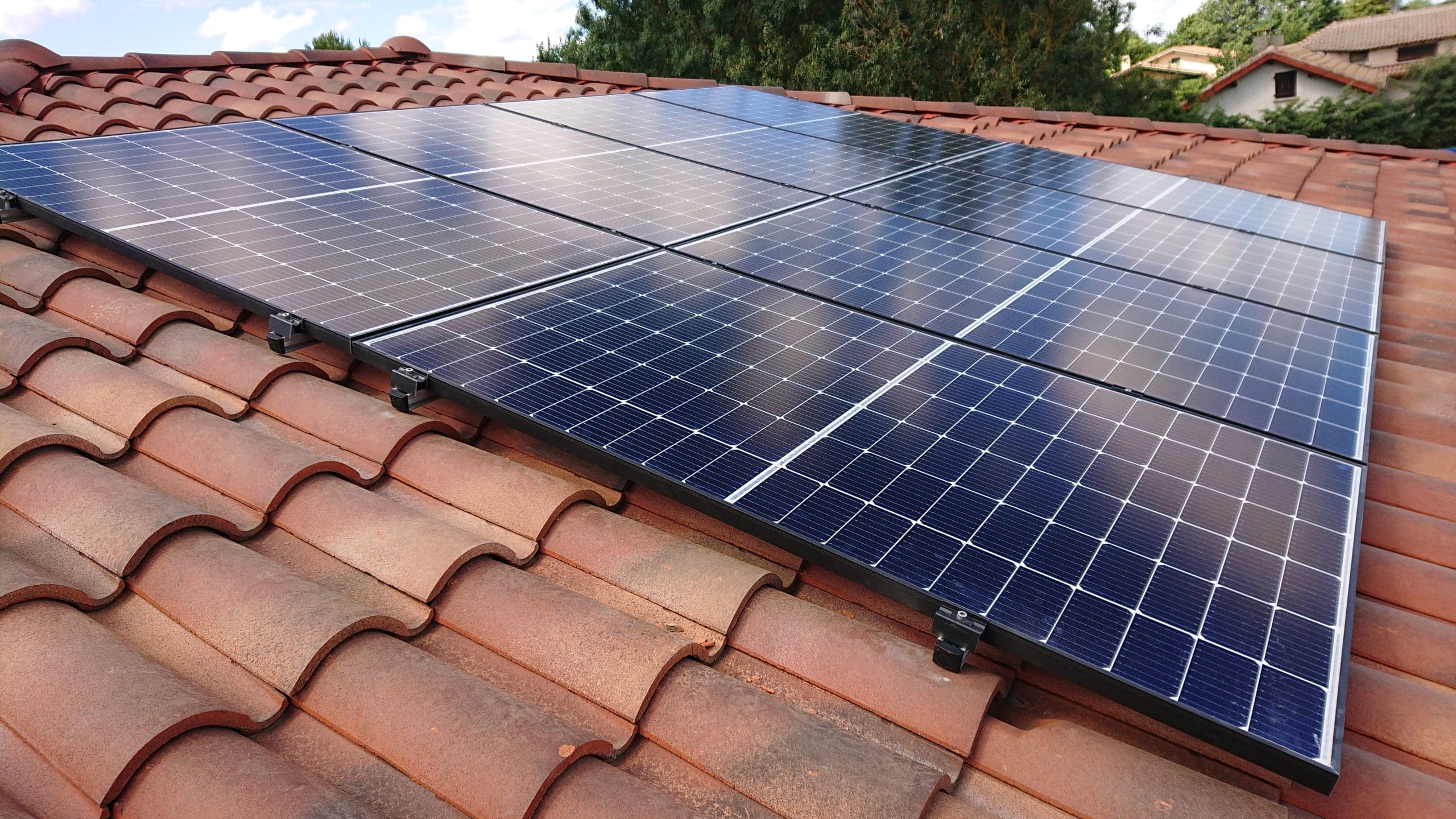 découvrez comment choisir le meilleur dispositif de panneau photovoltaïque à la crau. notre guide complet vous aide à évaluer les options disponibles, optimiser votre investissement et profiter des avantages de l'énergie solaire tout en respectant votre budget.