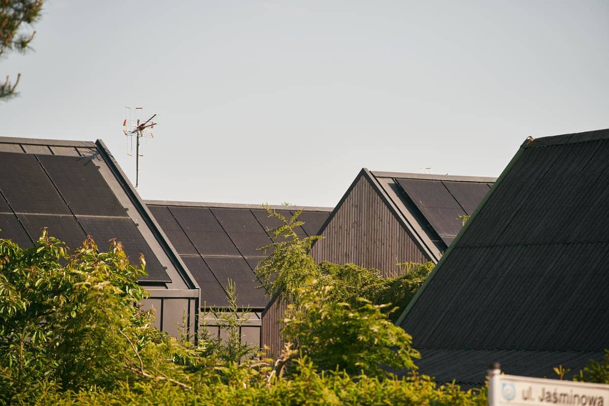 découvrez les prix d'installation pour un système photovoltaïque de 6 kwc. comparez les coûts, les avantages et les offres des installateurs professionnels pour optimiser votre investissement énergétique et réduire votre facture d'électricité.