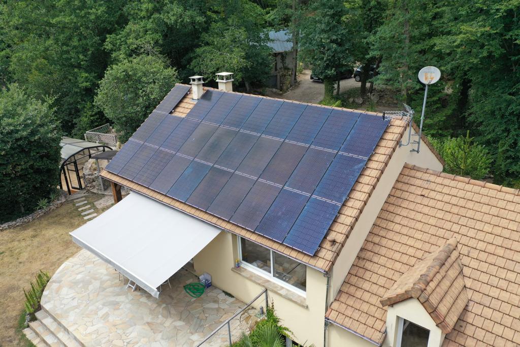 découvrez notre service d'installation photovoltaïque de 3 kwc, idéal pour réduire vos factures d'électricité tout en respectant l'environnement. profitez d'une énergie renouvelable et d'un retour sur investissement rapide grâce à nos solutions adaptées à vos besoins.