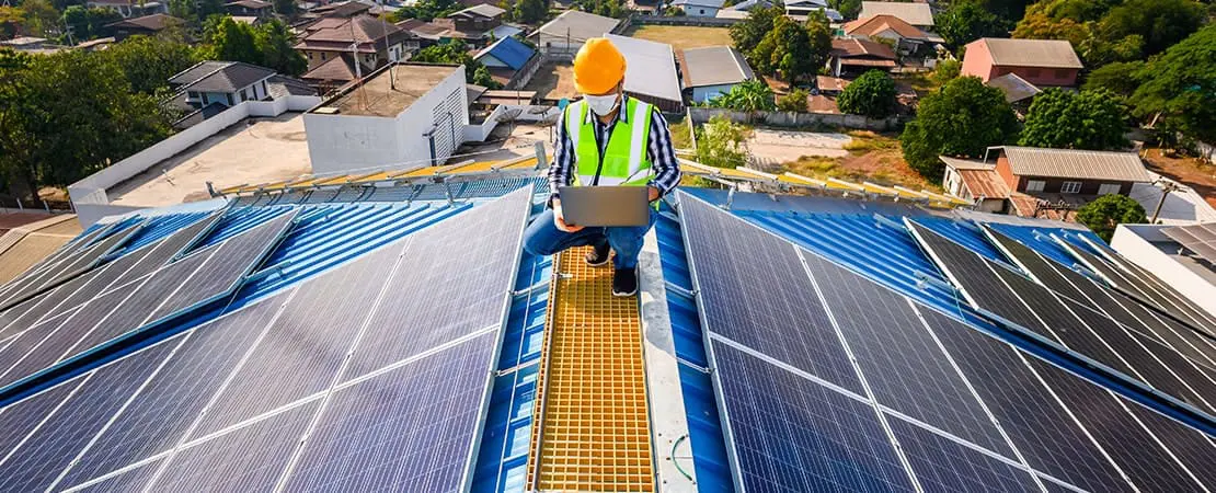 découvrez les prix compétitifs des systèmes photovoltaïques de 3 kwc. profitez de l'énergie solaire pour réduire vos factures d'électricité tout en contribuant à la protection de l'environnement. informez-vous sur les subventions et les options d'installation disponibles.