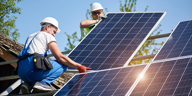 découvrez notre guide complet sur les prix des panneaux photovoltaïques. informez-vous sur le coût d'achat et d'installation de 10 panneaux solaires pour maximiser votre production d'énergie renouvelable et réaliser des économies sur votre facture d'électricité.