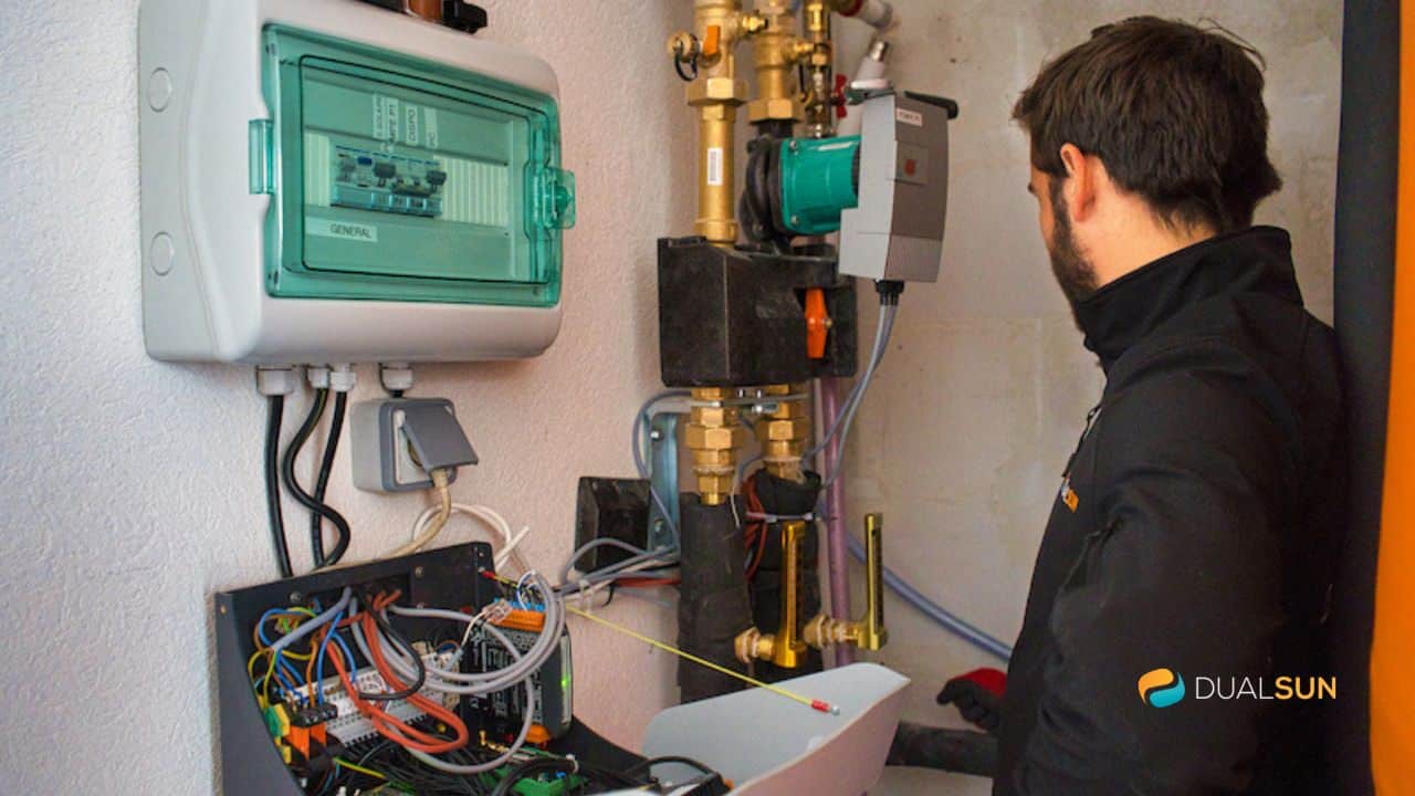 obtenez votre attestation d'installateur photovoltaïque, un document essentiel pour certifier vos compétences et votre expertise dans l'installation de systèmes solaires. découvrez les démarches à suivre et les avantages de cette qualification pour renforcer votre crédibilité dans le secteur des énergies renouvelables.