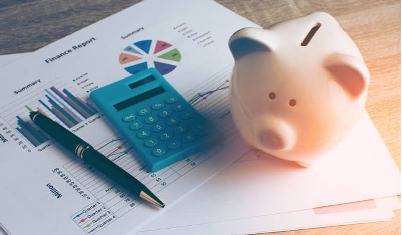 découvrez les avantages et les inconvénients de l'autoconsommation et de la revente d'électricité produite par vos panneaux solaires. comparez ces deux options pour optimiser votre investissement énergétique et contribuer à un avenir durable.