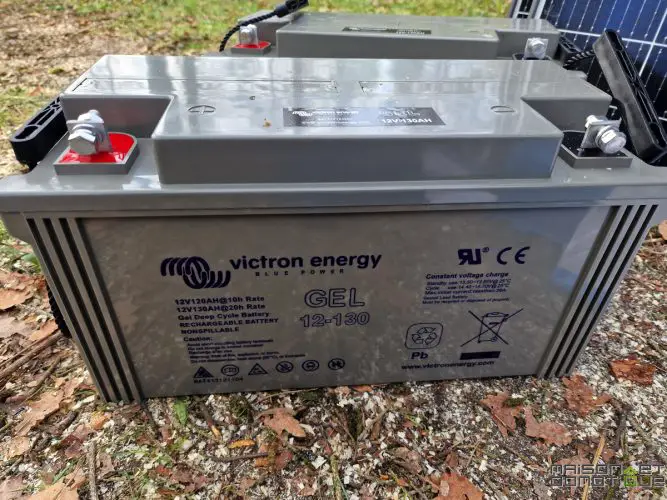 découvrez comment atteindre l'autonomie énergétique chez vous grâce aux batteries photovoltaïques. optimisez votre consommation et réduisez vos factures d'électricité tout en contribuant à la protection de l'environnement. explorez les avantages d'une maison autonome et durable.