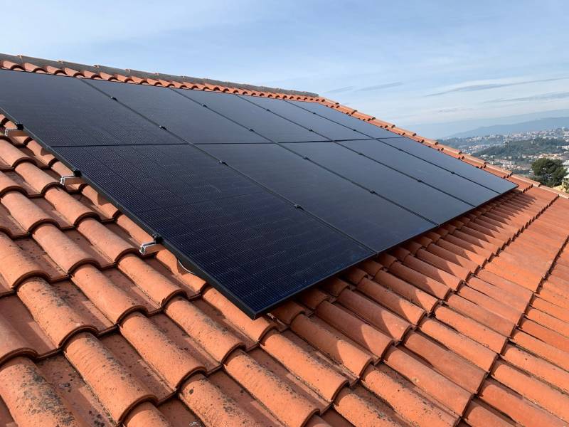 découvrez les avantages des panneaux photovoltaïques de 3 kwc, une solution énergétique durable qui réduit vos factures d'électricité, protège l'environnement et augmente la valeur de votre propriété. optez pour l'énergie solaire et faites un choix économique et écologique.