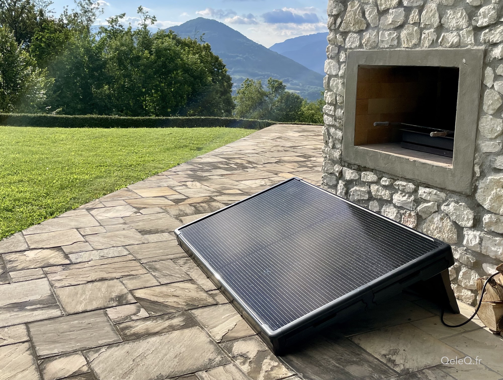 découvrez notre avis sur les panneaux solaires : performances, avantages, inconvénients et conseils d'achat pour faire le meilleur choix pour votre maison tout en réduisant votre empreinte écologique.