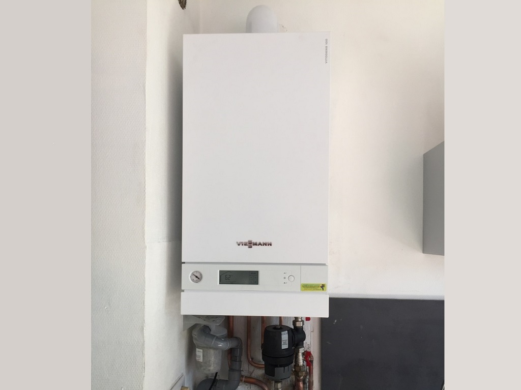 découvrez les chaudières à gaz viessmann, alliant performance et économie d'énergie. profitez d'un chauffage efficace pour votre maison tout en réduisant votre empreinte carbone. idéales pour un confort maximal, les chaudières viessmann sont dotées des dernières innovations technologiques.