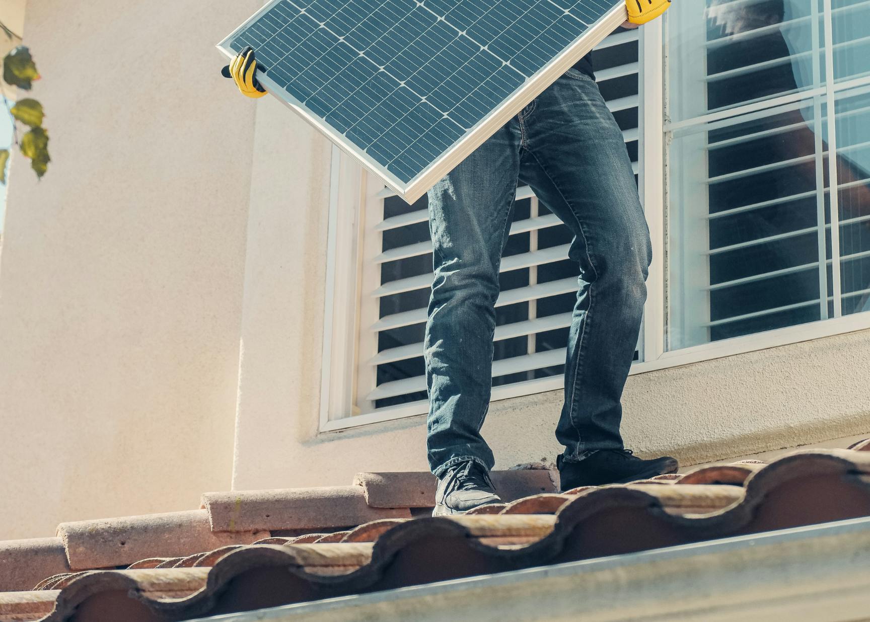 découvrez nos conseils pour choisir un installateur photovoltaïque dans le département 37. profitez d'une énergie durable et d'une installation de qualité en toute confiance. obtenez des devis, comparez les experts et prenez une décision éclairée pour votre projet solaire.