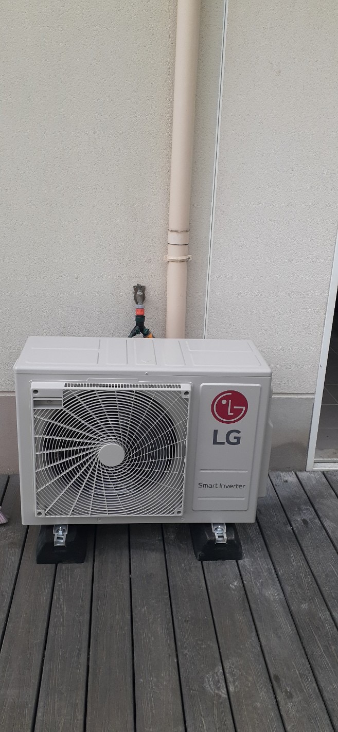 découvrez nos solutions de climatisation à la pointe de la technologie dans le val-de-marne (95). profitez d'un confort optimal toute l'année avec nos équipements écoénergétiques. demandez un devis personnalisé dès aujourd'hui !