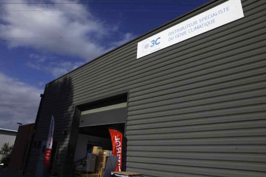 découvrez nos services de climatisation à aix : installation, entretien et réparation de systèmes de climatisation performants pour un confort optimal. profitez d'une fraîcheur agréable tout au long de l'été avec notre expertise.