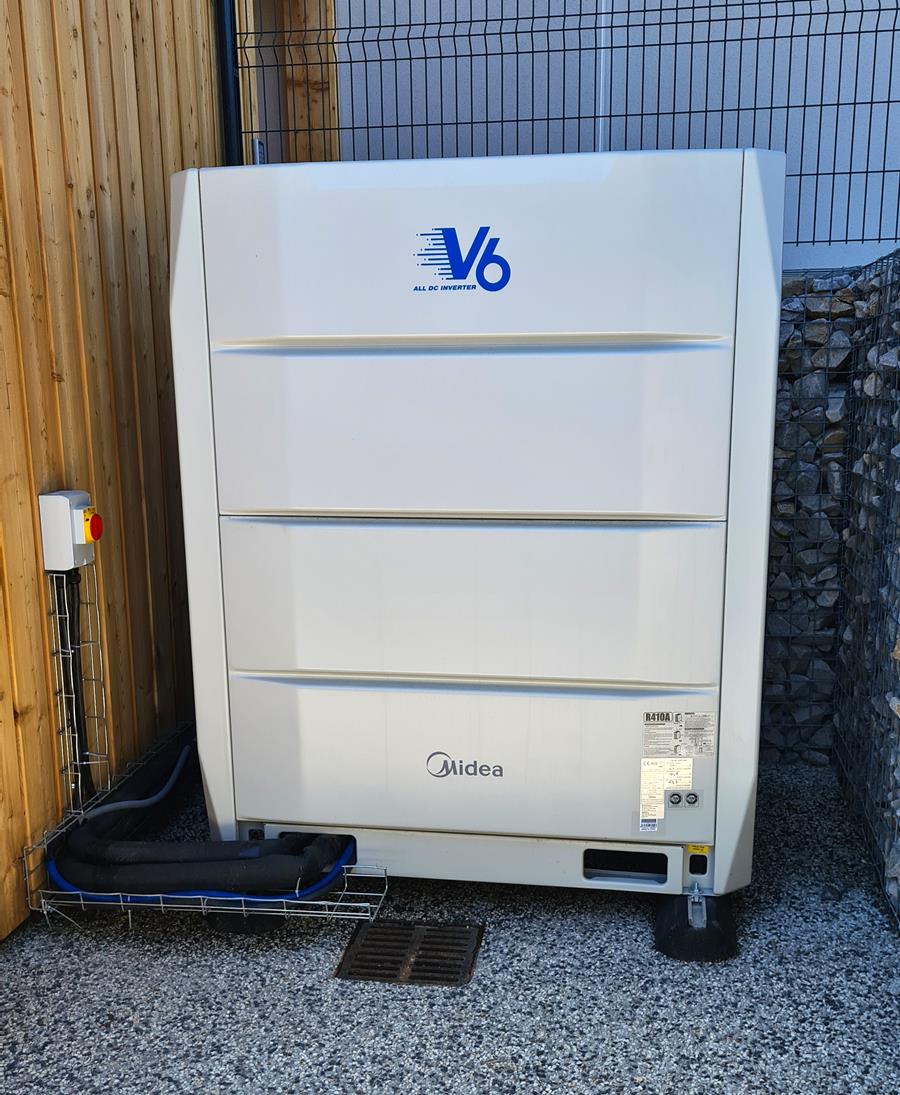 découvrez nos solutions de climatisation à annecy pour un confort optimal pendant les chaudes journées d'été. installation, entretien et dépannage de systèmes de climatisation performants pour votre maison ou votre bureau. contactez-nous pour un devis personnalisé!