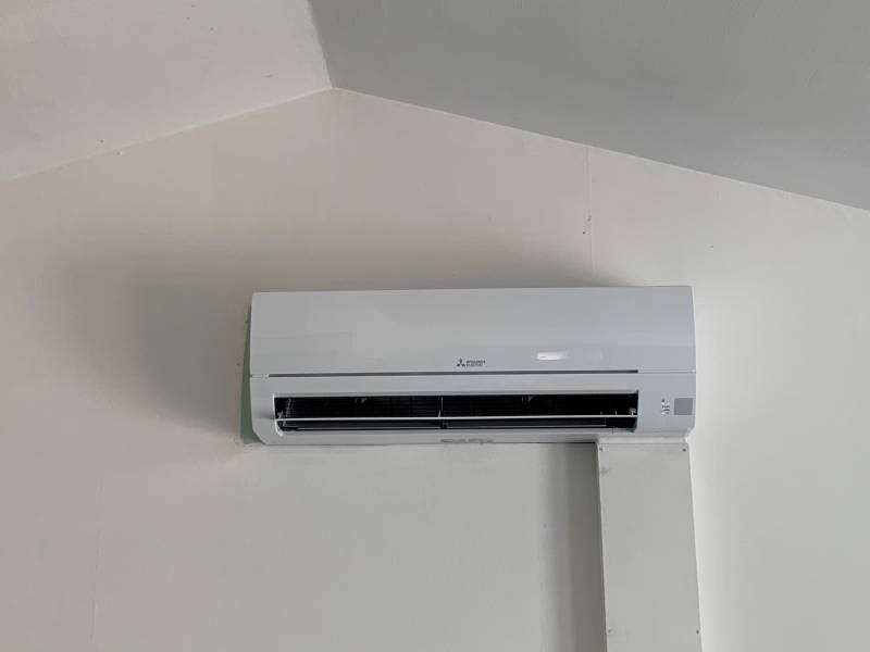 découvrez les solutions de climatisation à hyères pour un confort optimal. profitez de notre expertise en installation, entretien et réparation de systèmes de climatisation adaptés à vos besoins.