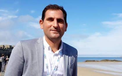 découvrez l'émeraude solaire, une pierre précieuse d'une beauté éblouissante qui allie éclat et énergie. plongez dans l'univers fascinant de cette gemme unique, symbole de vitalité et de sérénité, parfaite pour embellir vos bijoux et rehausser votre style.