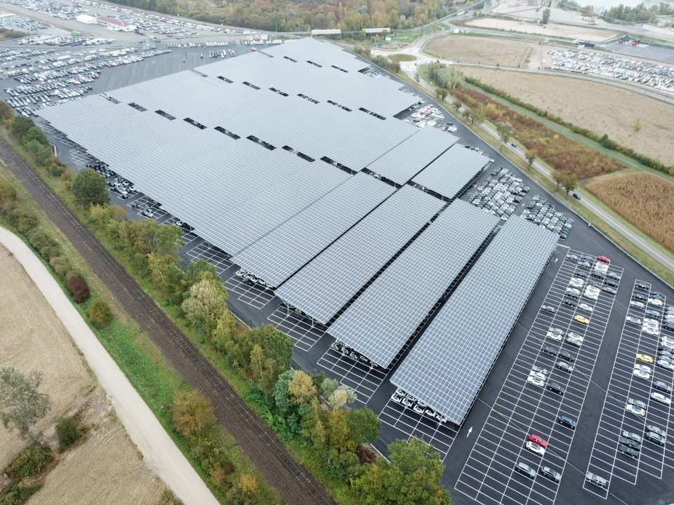 découvrez les avantages de l'énergie solaire pv, une solution durable et économique pour produire de l'électricité à partir de la lumière du soleil. informez-vous sur son fonctionnement, ses bénéfices écologiques et son potentiel pour réduire vos factures d'énergie.