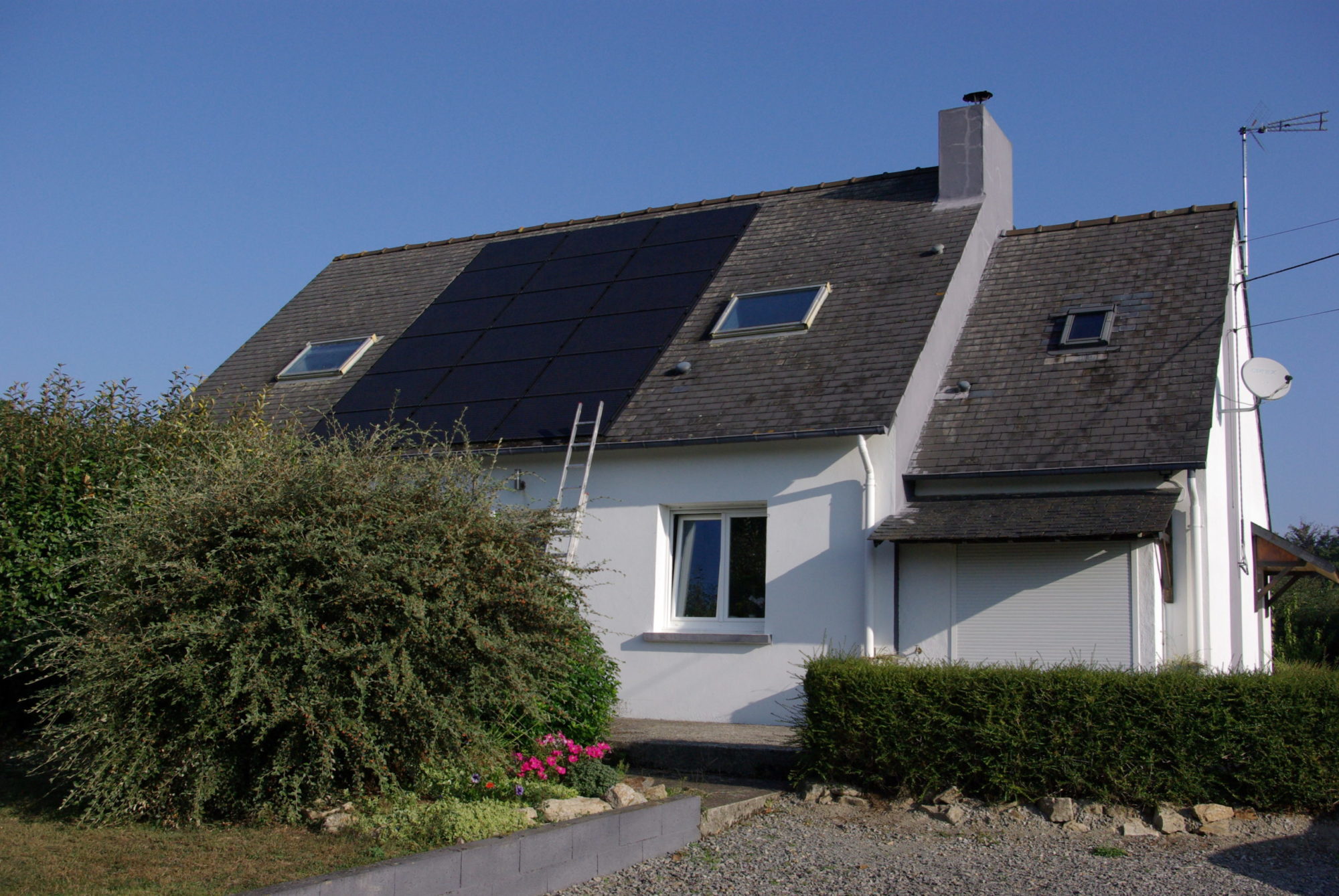 découvrez notre expertise en installation de panneaux solaires à nailloux. profitez de solutions énergétiques durables, économisez sur vos factures et contribuez à la transition écologique grâce à des professionnels qualifiés.