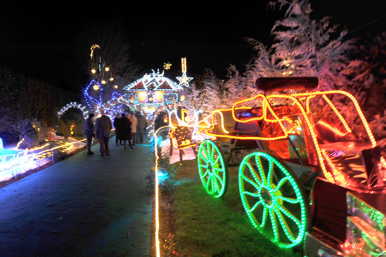 découvrez la fête des lumières éco-responsable, un événement magique qui allie traditions lumineuses et respect de l'environnement. participez à cette célébration festive tout en adoptant des pratiques durables et en valorisant des initiatives écologiques. illuminatez votre esprit tout en préservant notre planète.