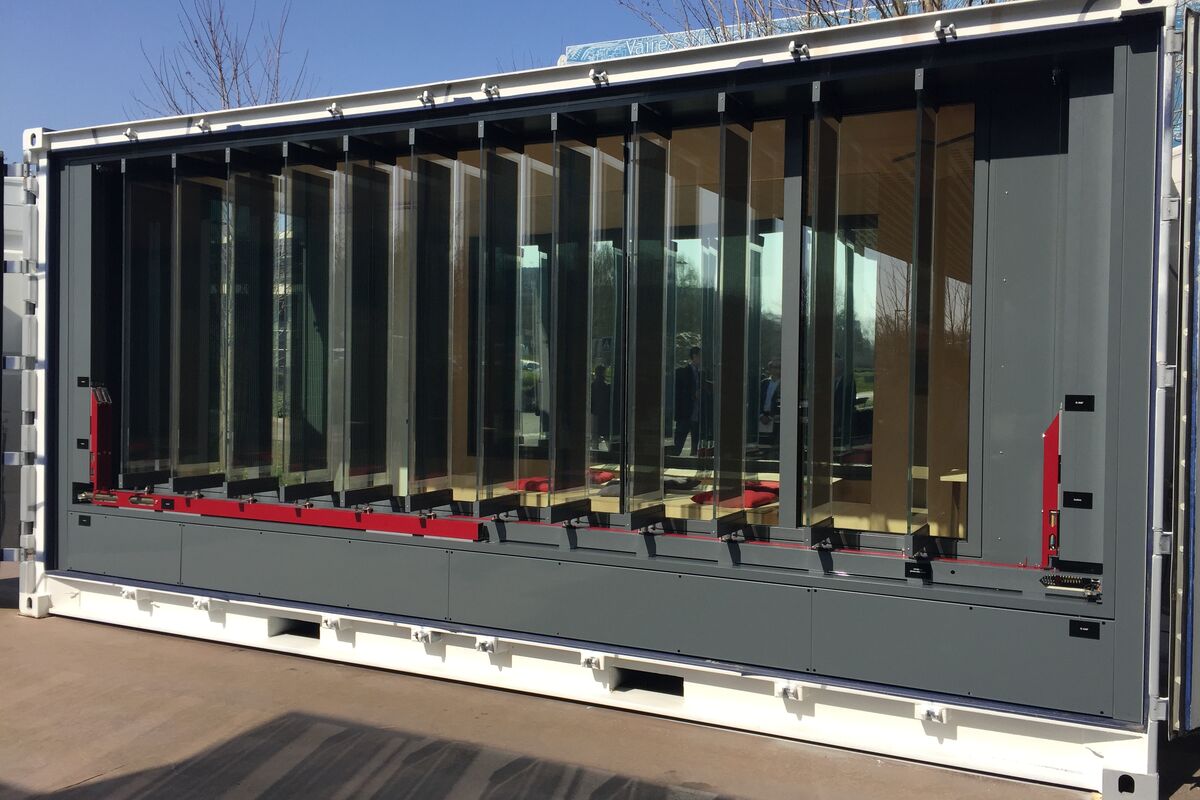 découvrez les fonctionnalités innovantes de soleilcraft, une plateforme dédiée à l'optimisation de l'énergie solaire. profitez d'outils avancés pour la gestion de votre production d'énergie, des analyses détaillées et des conseils personnalisés pour maximiser vos économies et votre impact environnemental.