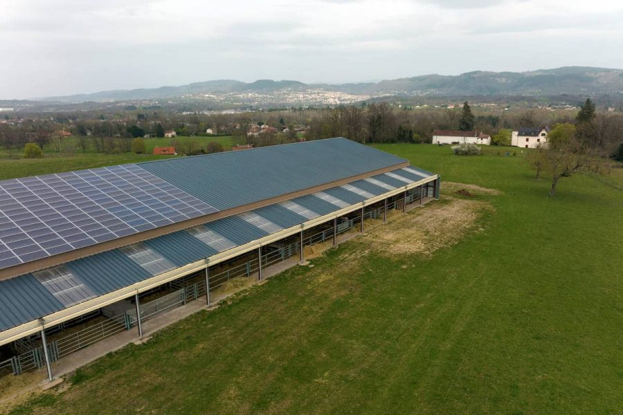 participez à notre forum dédié au bâtiment agricole photovoltaïque, un espace d'échange et de partage d'idées pour optimiser l'utilisation des énergies renouvelables dans le secteur agricole. discutez des dernières innovations, technologies et pratiques pour intégrer efficacement le photovoltaïque dans vos projets.