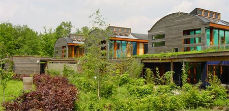 découvrez l'habitat écoresponsable : un mode de vie durable alliant confort, écologie et innovation. apprenez comment concevoir votre maison pour respecter l'environnement tout en optimisant votre bien-être.