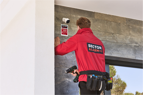 découvrez notre service d'installateur d'alarme professionnel. protégez votre domicile ou votre entreprise avec des systèmes de sécurité adaptés à vos besoins. contactez-nous pour un devis personnalisé et assurez la tranquillité de votre esprit.