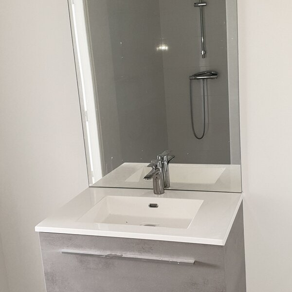 découvrez notre service d'installateur de bains dans le département 63. profitez d'une installation professionnelle et rapide de votre baignoire, avec des conseils personnalisés pour choisir le modèle qui convient le mieux à votre espace. transformez votre salle de bain en un lieu de détente grâce à notre expertise.