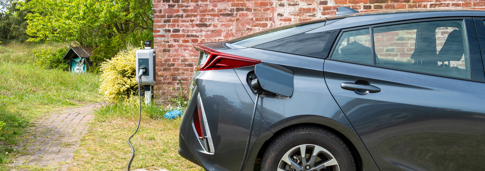 découvrez nos services d'installation de bornes électriques pour particuliers et professionnels. bénéficiez d'une installation rapide, fiable et conforme aux normes, pour recharger vos véhicules électriques en toute sécurité et efficacité.