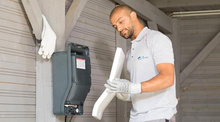 découvrez nos services d'installateur de bornes de recharge pour véhicules électriques. profitez d'une installation professionnelle et personnalisée pour votre domicile ou votre entreprise, garantissant sécurité et efficacité. passez à l'électrique en toute simplicité !