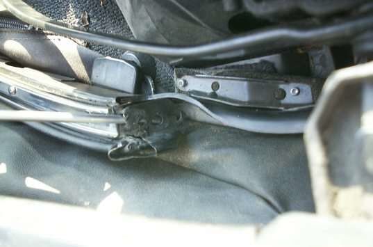 découvrez notre service d'installateur de capote, spécialisé dans la pose et le remplacement de capotes pour votre véhicule. profitez d'une expertise professionnelle pour garantir une installation rapide et de qualité, assurant ainsi la protection et le confort de votre auto.