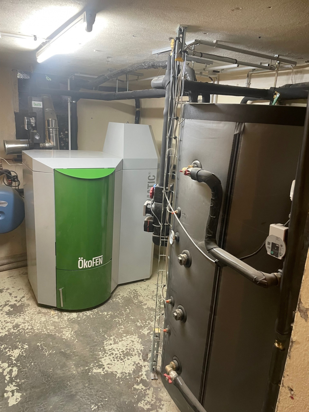 besoin d'un installateur de chaudière à granulés en haute-savoie ? découvrez nos services professionnels pour une installation efficace et adaptée à vos besoins. profitez d'un confort thermique optimal tout en réduisant votre empreinte écologique.