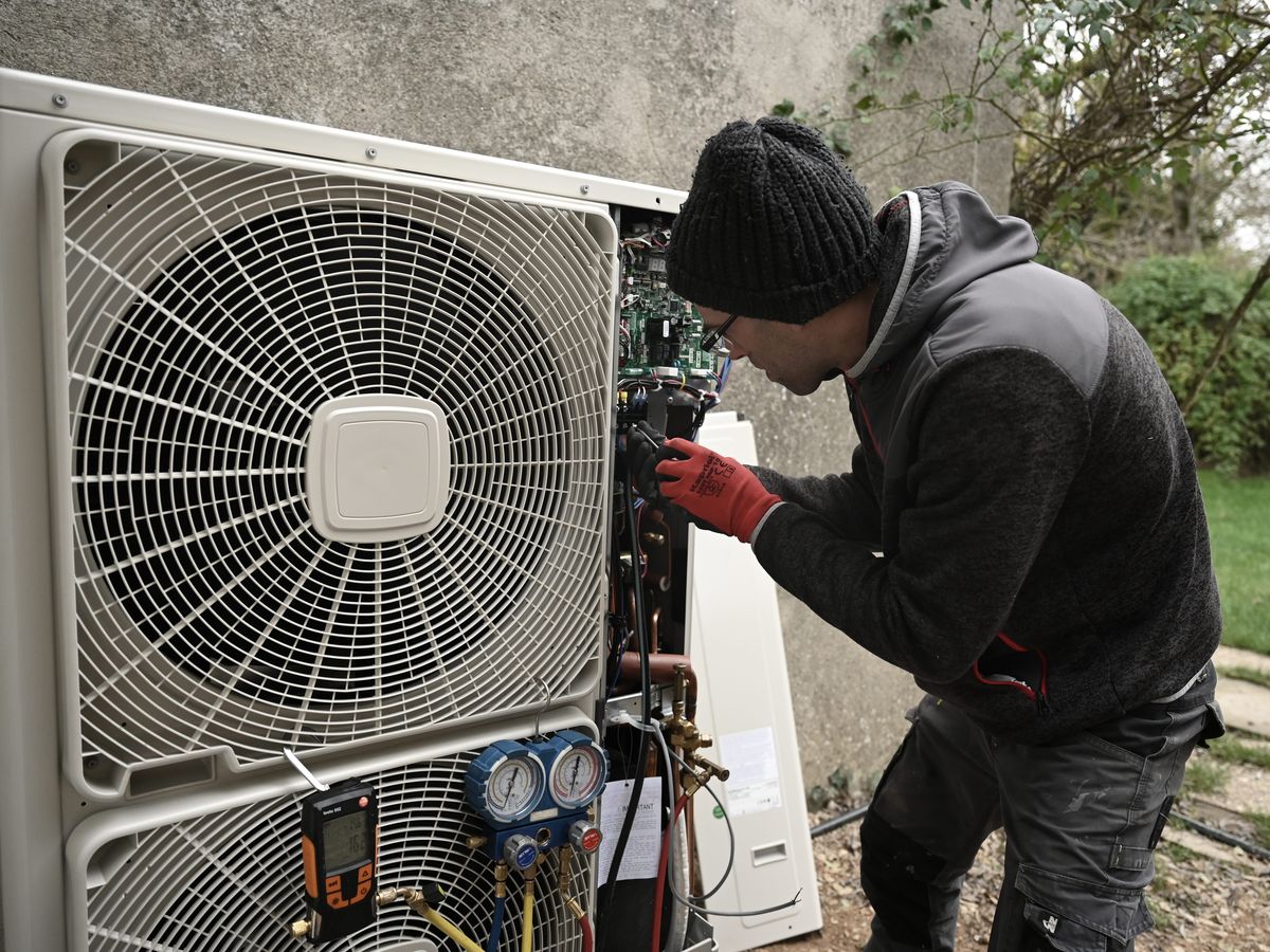 découvrez nos services d'installation de chaudières à pellets en sarthe. profitez d'un chauffage écologique et économique, réalisé par des professionnels qualifiés. contactez-nous pour un devis personnalisé et une installation rapide.