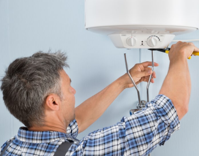 découvrez notre service d'installateur de chauffe-eau professionnel pour une installation rapide et efficace. profitez d'une eau chaude abondante et à portée de main grâce à nos experts qualifiés. contactez-nous dès aujourd'hui !