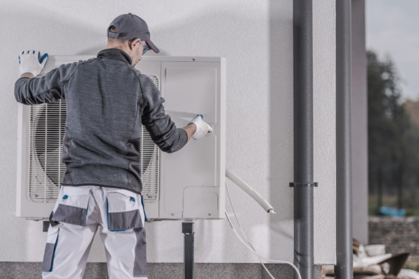 découvrez nos services d'installation de climatiseurs professionnels. notre équipe d'installateurs qualifiés garantit un travail rapide et efficace pour un confort optimal dans votre intérieur. contactez-nous pour un devis personnalisé!