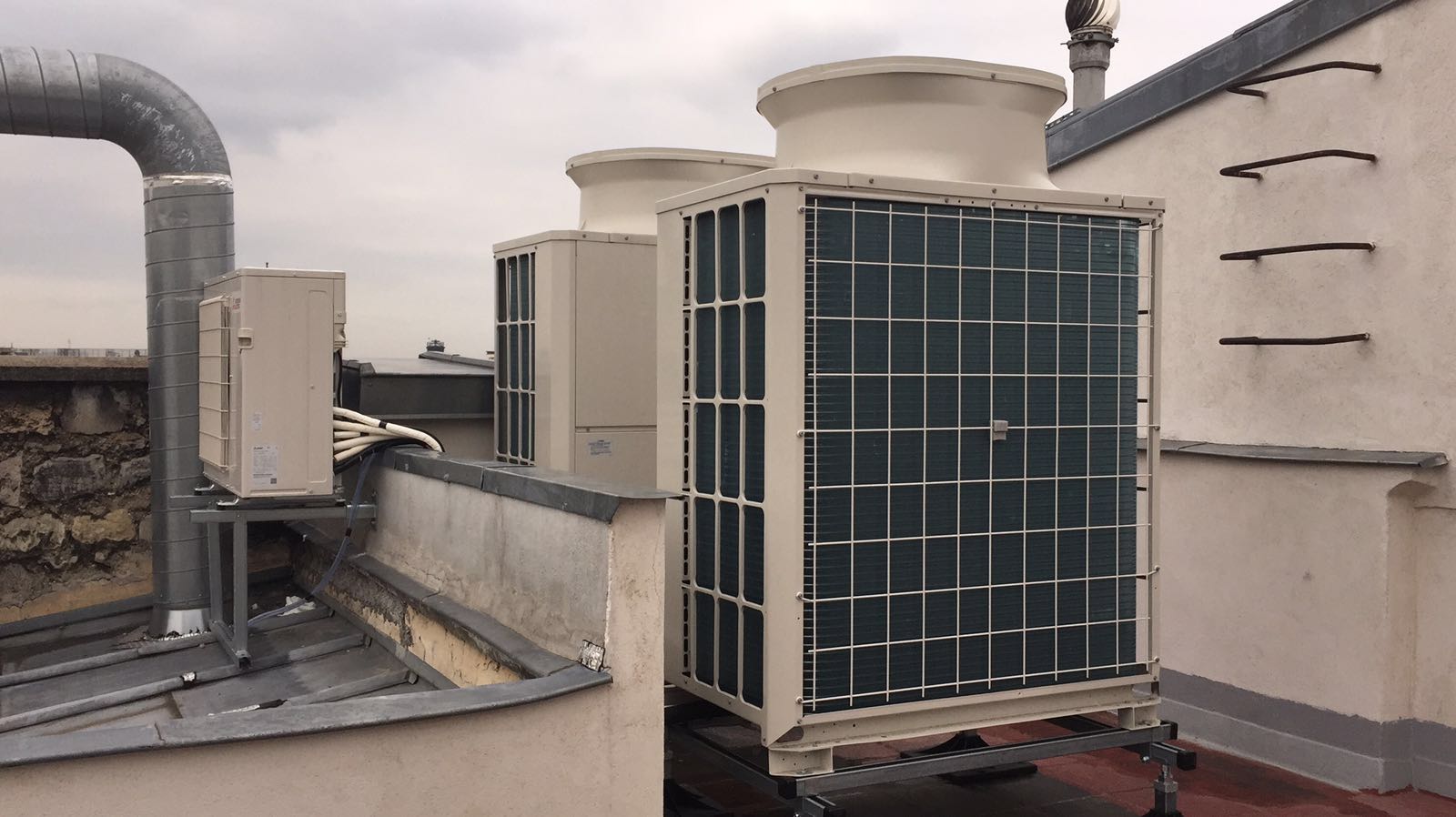 découvrez nos services d'installation de climatiseurs dans le département 91. faites confiance à nos experts pour un confort optimal chez vous, avec des solutions adaptées à vos besoins et un service de qualité.