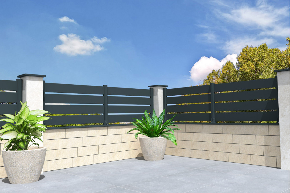 découvrez nos services d'installation de clôtures en aluminium sur mesure. profitez d'une expertise professionnelle pour sécuriser votre propriété tout en ajoutant une touche esthétique à votre espace extérieur.