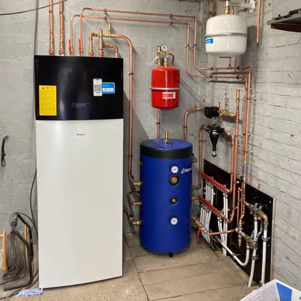 découvrez nos services d'installation daikin, spécialisés dans les systèmes de climatisation et de chauffage. profitez d'une expertise de qualité pour un confort optimal dans votre intérieur, tout en bénéficiant des dernières technologies éco-énergétiques.