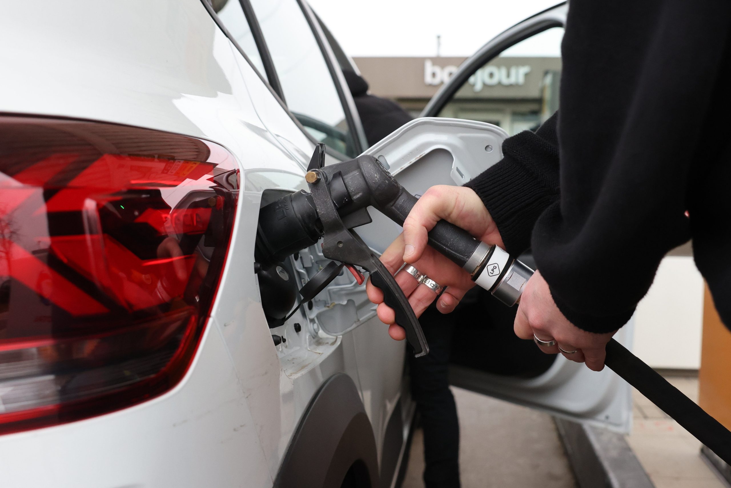 découvrez notre service d'installation gpl en île-de-france, spécialisé dans l'installation de systèmes gpl pour particuliers et professionnels. profitez d'une expertise reconnue, d'une installation fiable et de conseils personnalisés pour passer à une énergie plus verte.