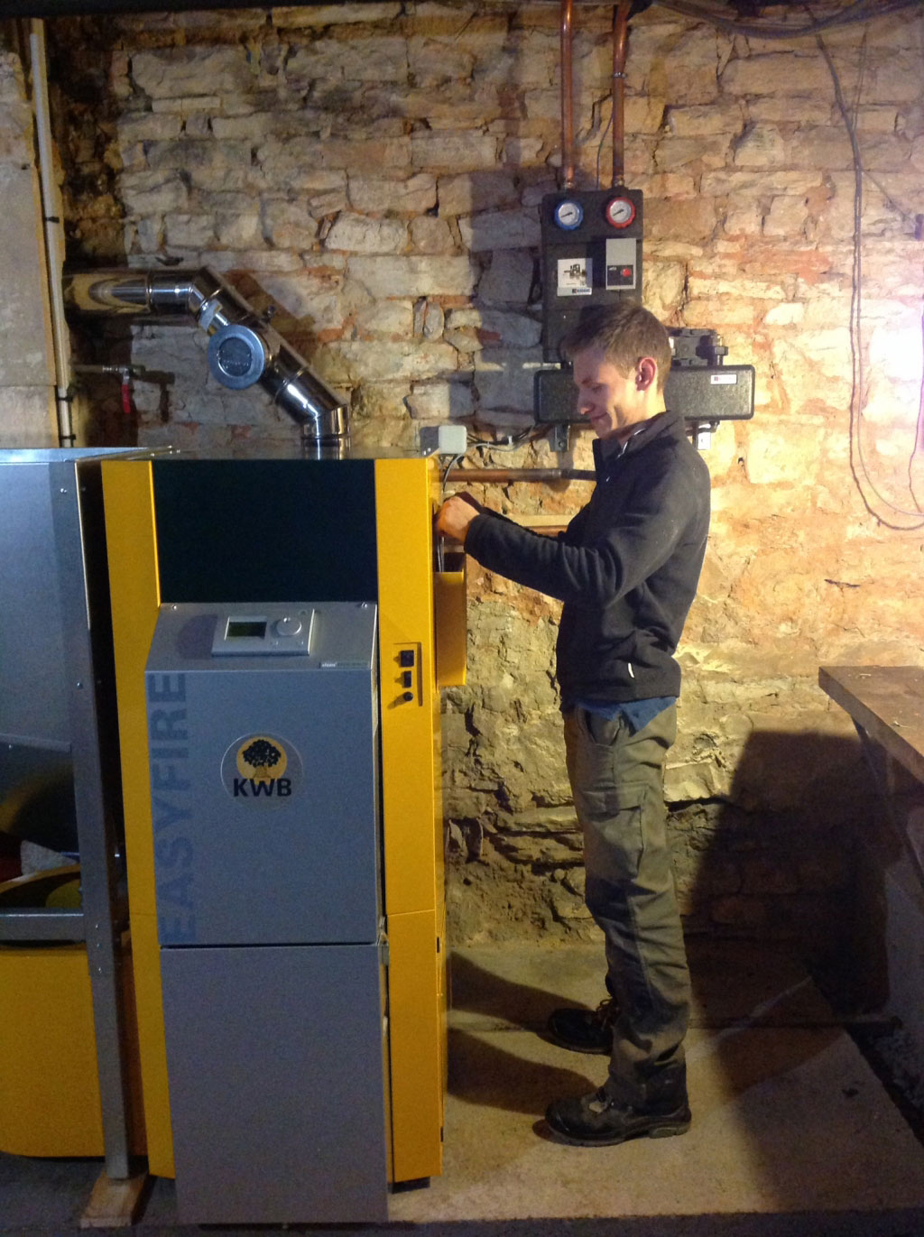 découvrez nos services d'installation kwb pour garantir un chauffage et un confort optimal dans votre maison. nos experts sont à votre disposition pour une installation professionnelle et efficace de systèmes de chauffage. contactez-nous dès aujourd'hui !