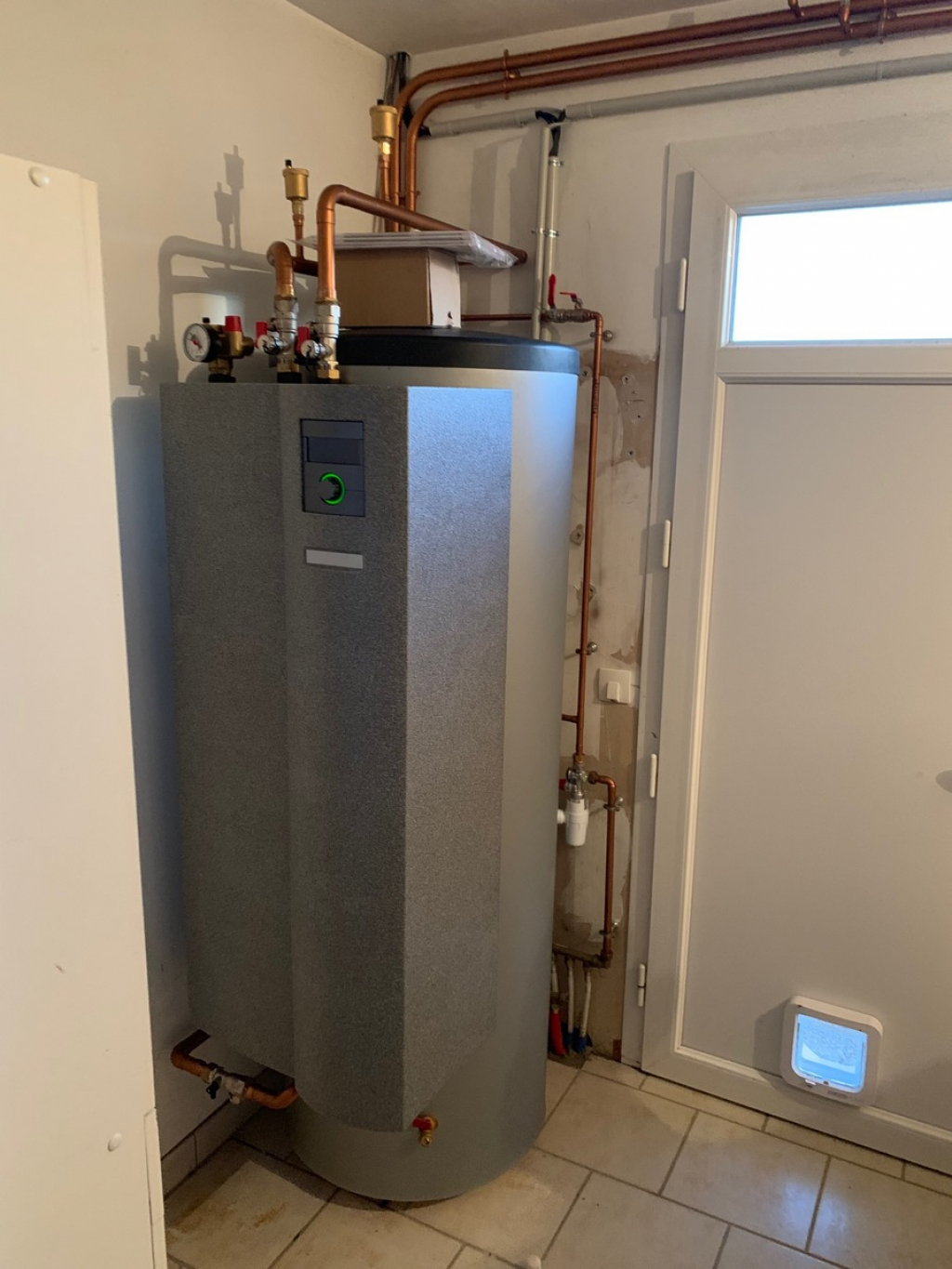 découvrez nos services d'installation nibe pour un système de chauffage écologique et efficace. faites confiance à nos installateurs certifiés pour optimiser votre confort domestique tout en réduisant votre empreinte carbone.