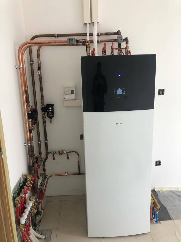 découvrez le service d'installateur de pompes à chaleur en charente-maritime. profitez d'une installation professionnelle pour améliorer le confort de votre maison tout en réduisant votre consommation énergétique. contactez-nous pour un devis personnalisé !