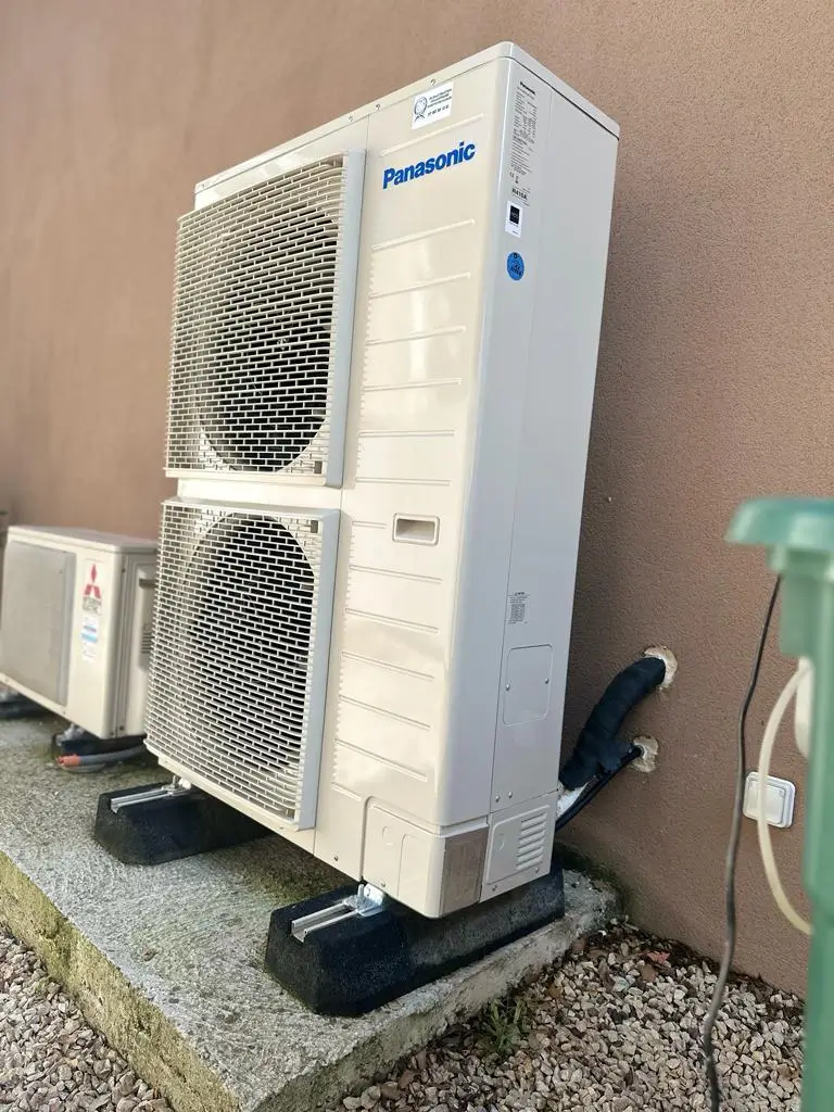 découvrez nos services d'installation de pompes à chaleur à nîmes. profitez d'une expertise locale pour un confort thermique optimal et des économies d'énergie. contactez nos installateurs qualifiés dès aujourd'hui !