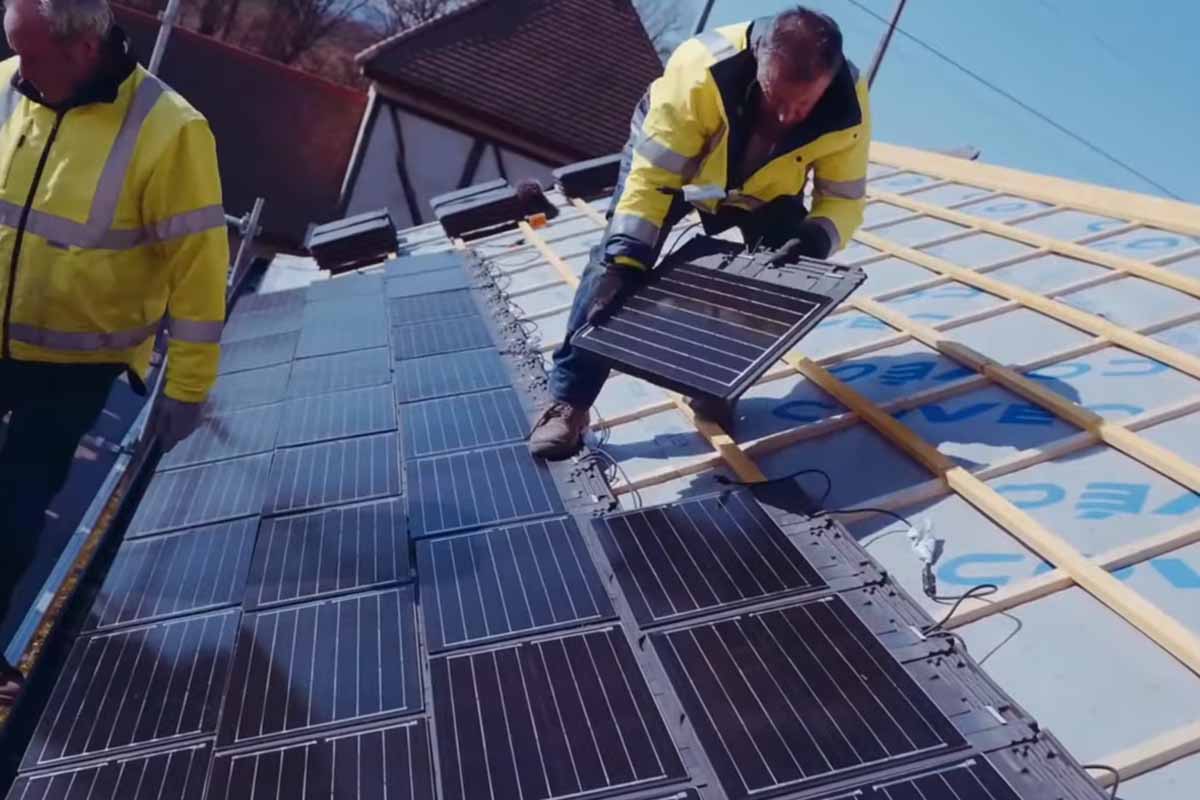 découvrez notre expertise en tant qu'installateur de panneaux photovoltaïques à rennes. profitez d'une énergie durable et économisez sur vos factures d'électricité grâce à nos solutions sur mesure. contactez-nous pour une évaluation gratuite et commencez votre transition écologique dès aujourd'hui!